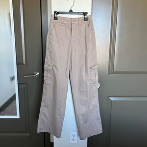 NWOT Cargo Pants - Size 0/24